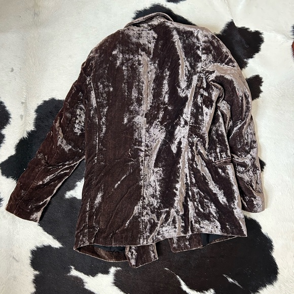 Shiny velvet jacket - Picture 3 of 3